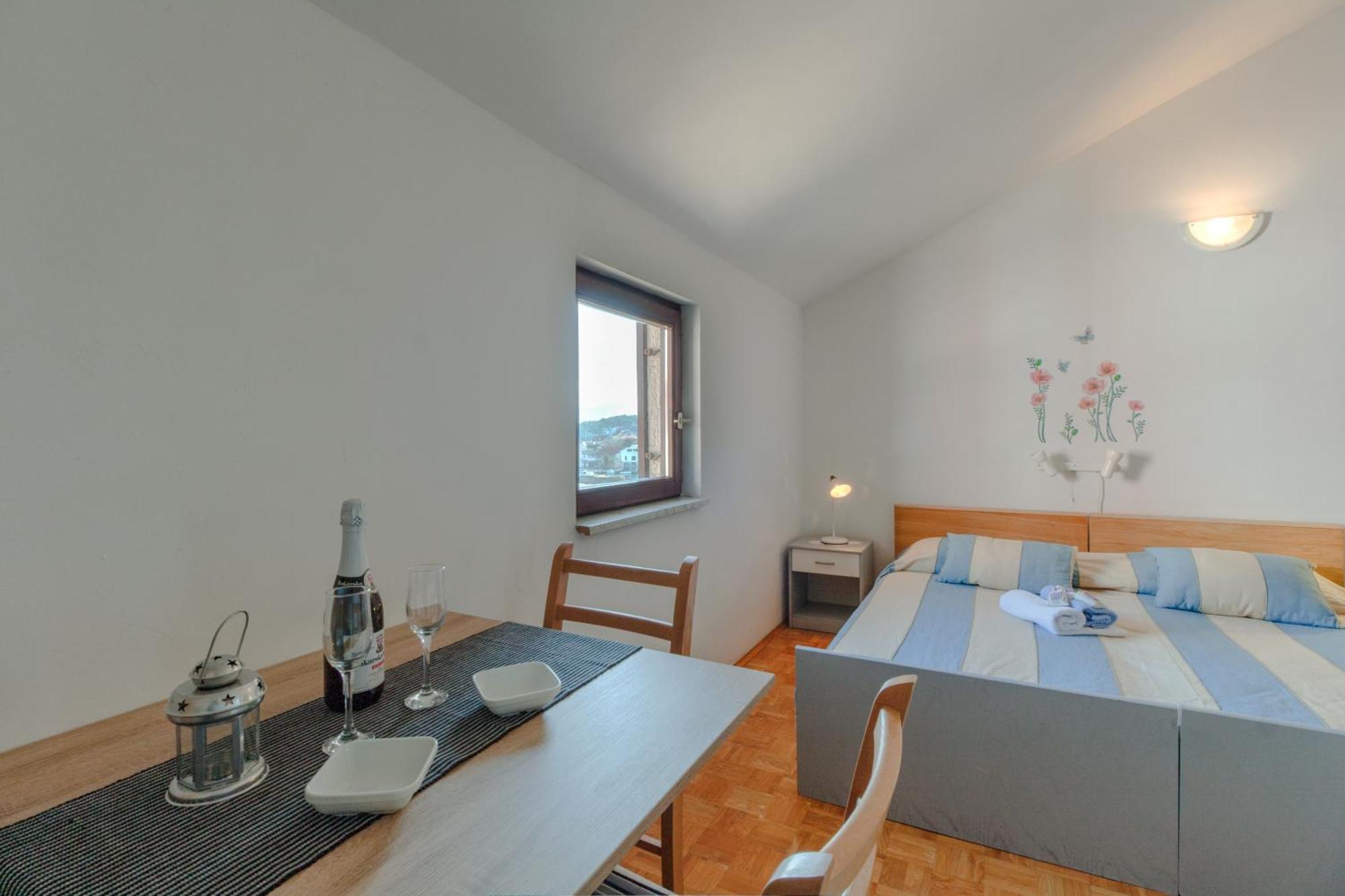 Loft Near Center Vrboska